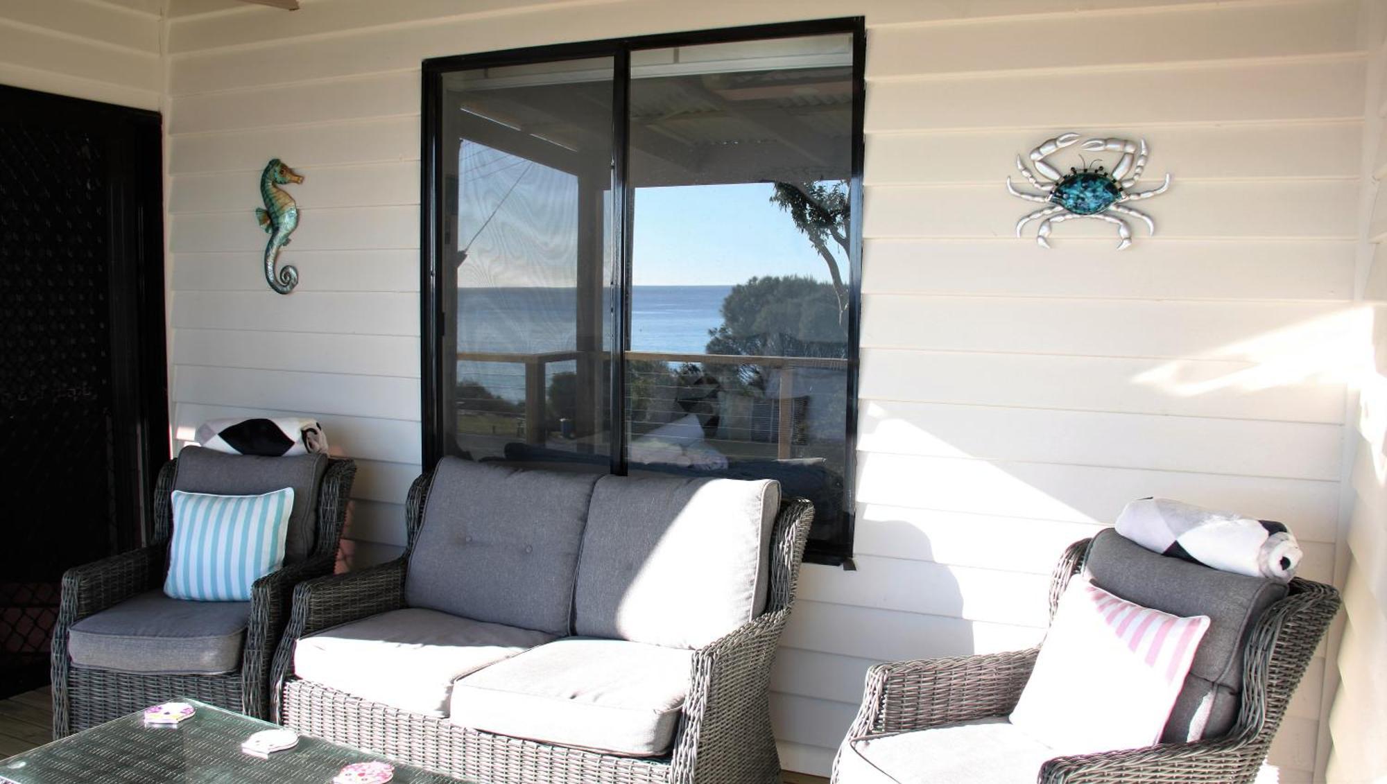 Kingfisher Cottage Beachfront At The Binalong Bay מראה חיצוני תמונה