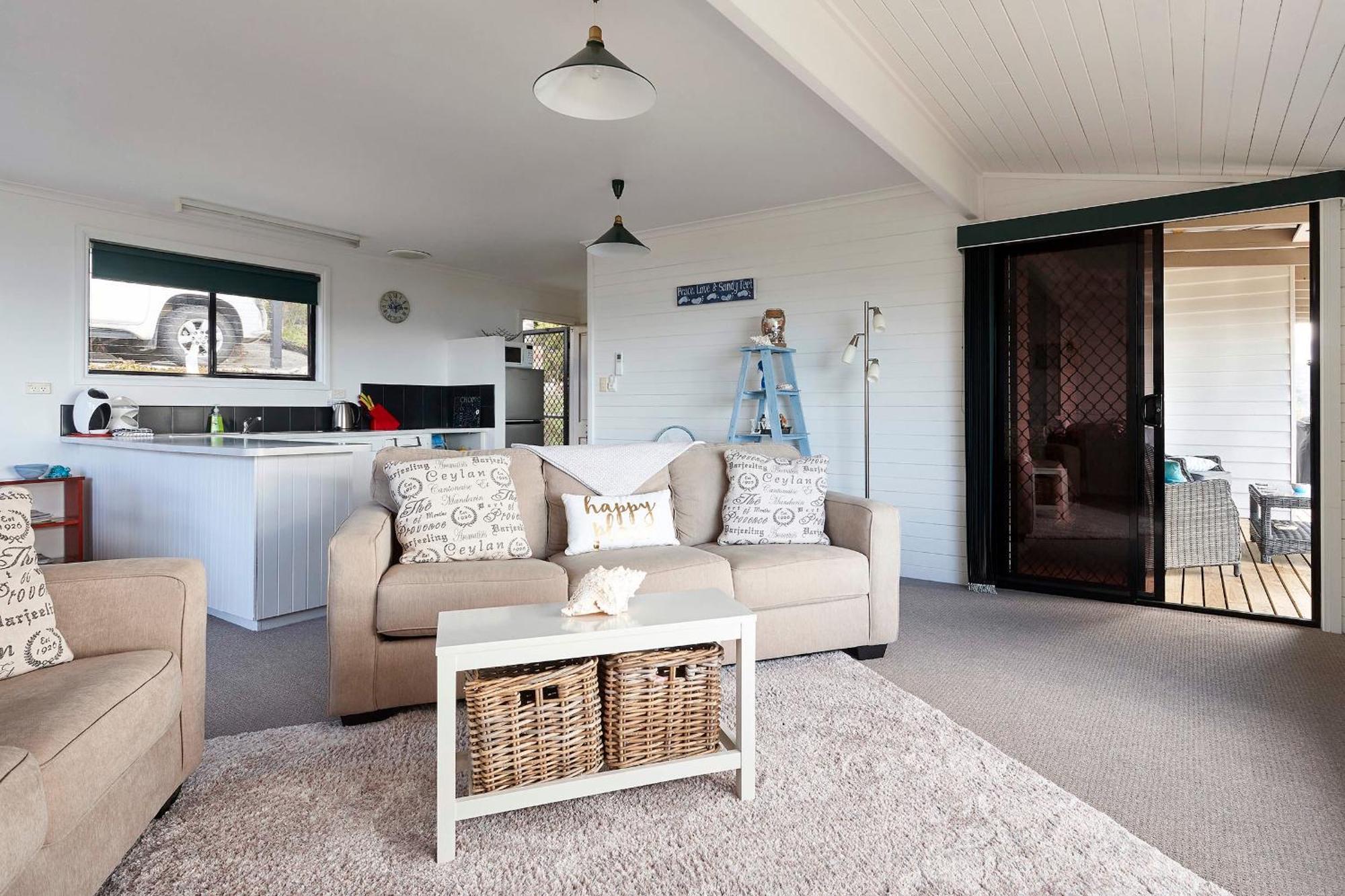 Kingfisher Cottage Beachfront At The Binalong Bay מראה חיצוני תמונה